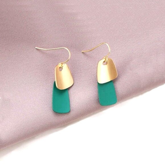 Emmie Jaise Double Layer Petal Dangle Hook Earrings Green Gold Gift Packaged - Picture 1 of 9
